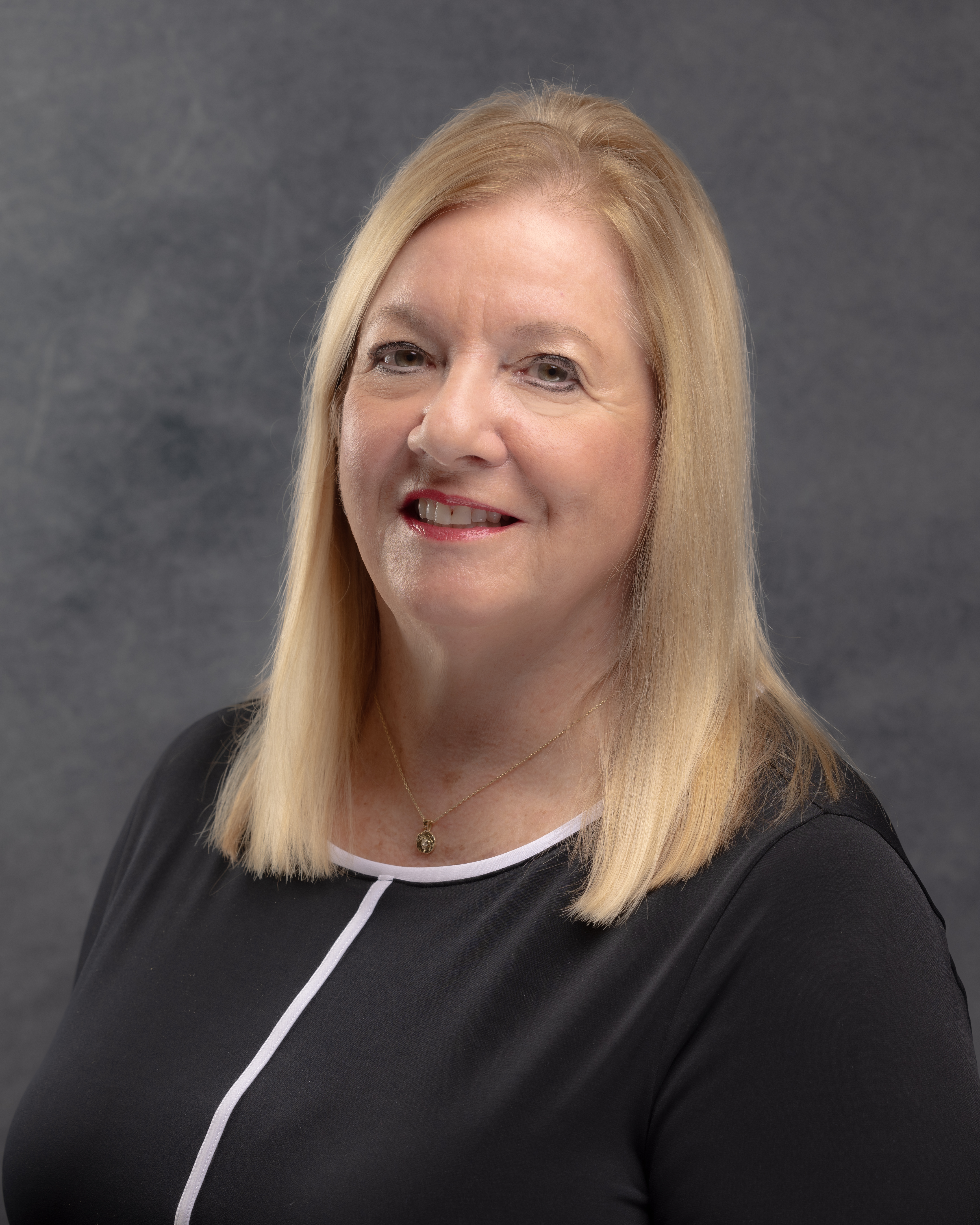 Amy D Chappel